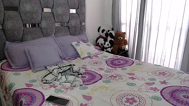 sara hott 1 online show from May 21, 2:57 pm