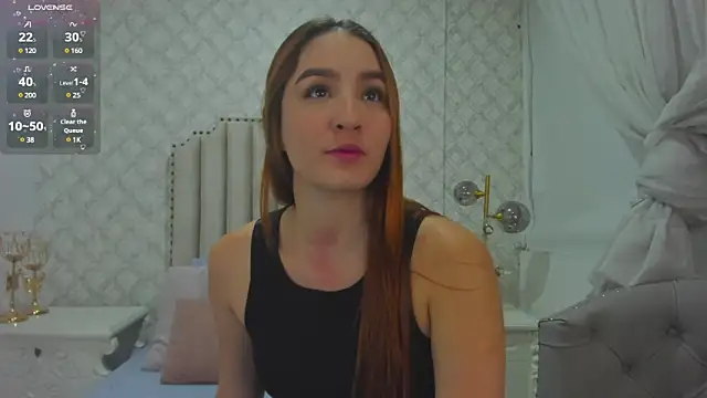 Pia Johnson  online show from February 11, 11:32 am