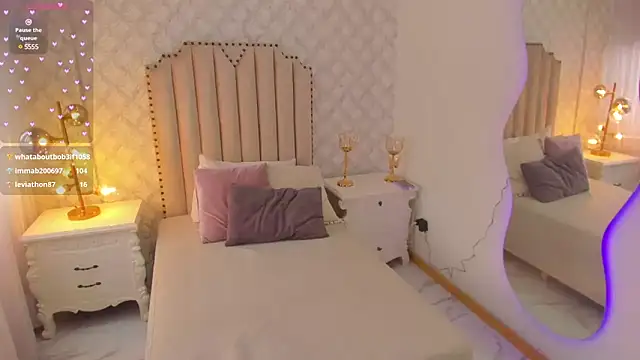 Pia Johnson  online show from March 7, 5:28 pm