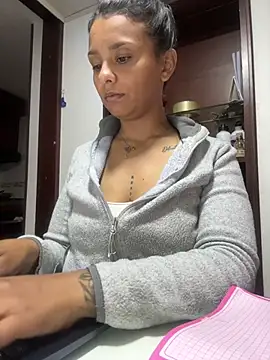 J loren online show from February 2, 10:30 pm