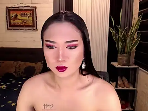 Snapshot of Yesha_harper chatting on December 13, 4:49 pm Yesha harper online show from December 13, 4:49 pm