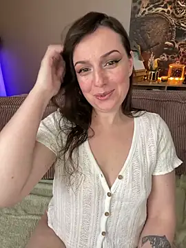 hades4ness online show from April 10, 1:49 pm