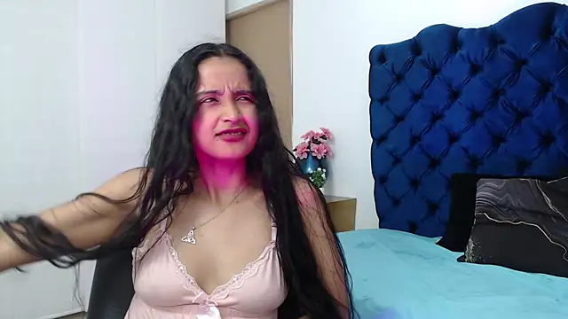 Snapshot of Lili666_ chatting on October 27, 3:21 am Lili666 online show from October 27, 3:21 am