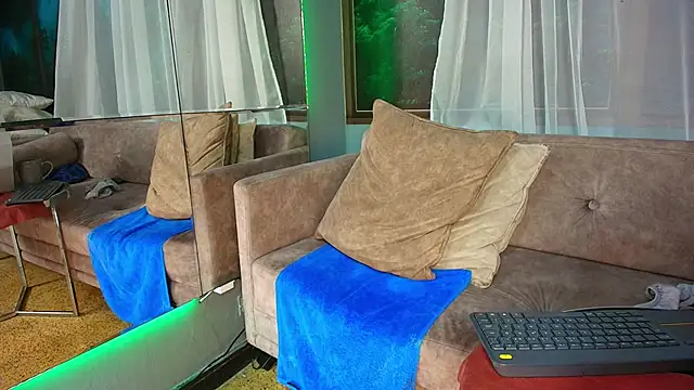 Snapshot of JONAS_SMITH_ chatting on March 17, 6:11 pm JONAS SMITH online show from March 17, 6:11 pm