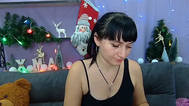 NinaFlawlees online show from December 4, 1:47 am