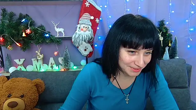 NinaFlawlees online show from December 5, 7:49 pm