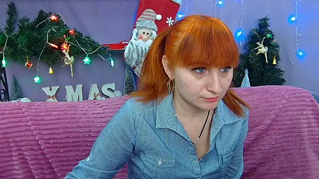 NinaFlawlees online show from December 29, 7:00 pm