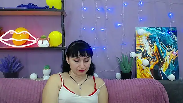 NinaFlawlees online show from January 27, 2:42 am