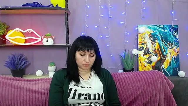 NinaFlawlees online show from January 29, 1:48 am