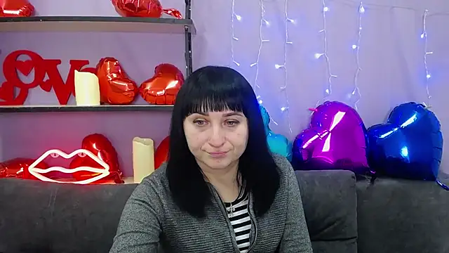 NinaFlawlees online show from March 1, 6:54 pm