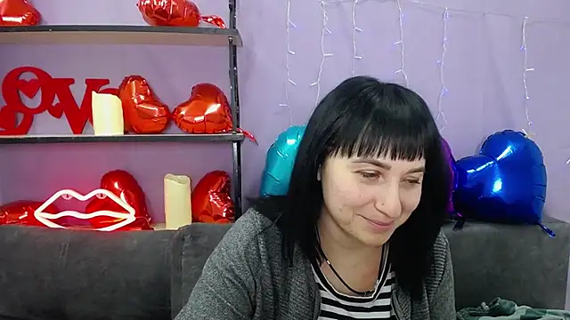 NinaFlawlees online show from March 2, 1:36 am