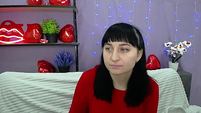 NinaFlawlees online show from March 9, 6:32 pm