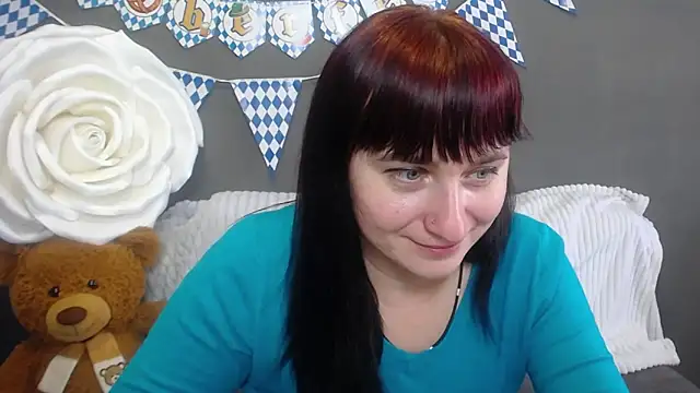 NinaFlawlees online show from October 4, 12:03 pm