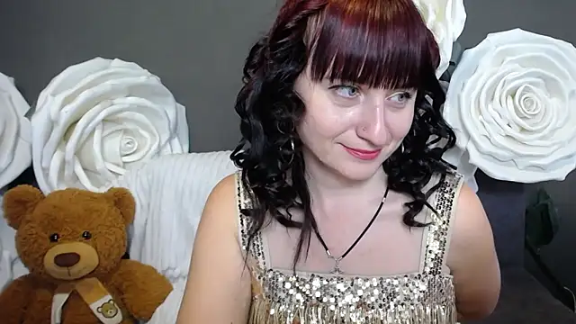 NinaFlawlees online show from October 12, 12:04 pm