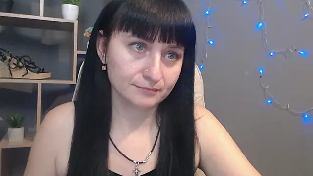 NinaFlawlees online show from November 25, 12:49 pm