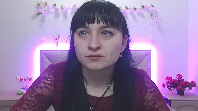 Snapshot of NinaFlawlees chatting on April 16, 12:06 pm NinaFlawlees online show from April 16, 12:06 pm