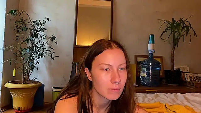 elfess online show from September 24, 10:40 am