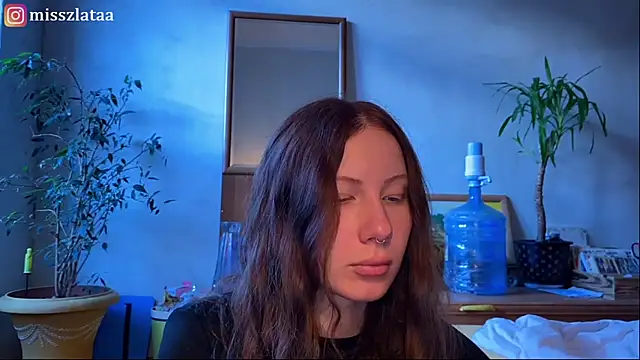 elfess online show from November 15, 11:40 am