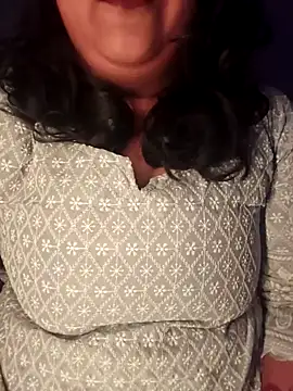 Snapshot of sassy_horny chatting on December 29, 8:15 pm sassy horny online show from December 29, 8:15 pm