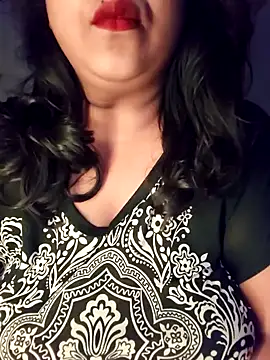 Snapshot of sassy_horny chatting on February 9, 11:04 pm sassy horny online show from February 9, 11:04 pm