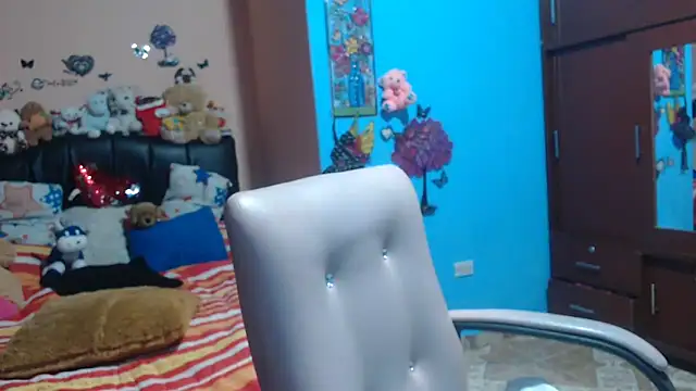 milfeddy  online show from March 13, 9:16 pm