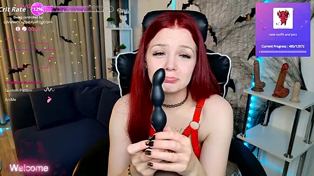 Snapshot of RedPeach chatting on October 25, 6:35 pm RedPeach online show from October 25, 6:35 pm