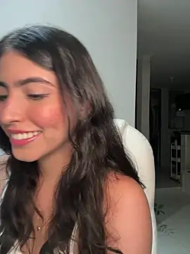 Snapshot of Gaby_zahir_ chatting on December 5, 12:41 am Gaby zahir online show from December 5, 12:41 am