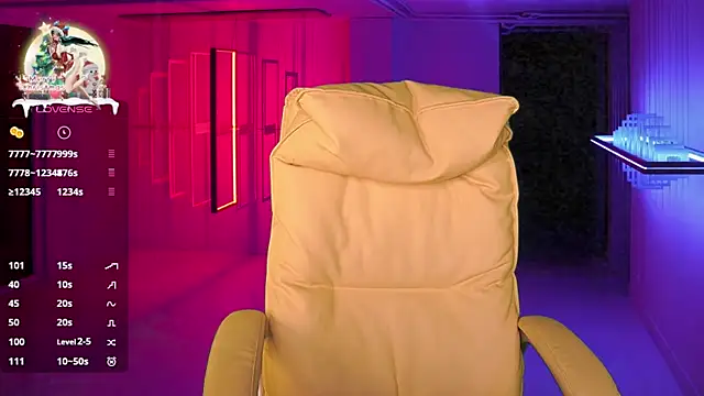 PenellopaRaw online show from January 10, 2:45 pm