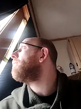 TaylorBlaze online show from February 17, 4:13 pm