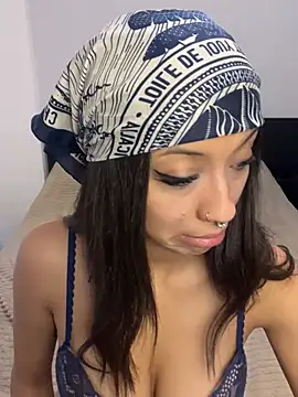 Snapshot of Exaltada_baby chatting on March 14, 5:59 am Exaltada baby online show from March 14, 5:59 am