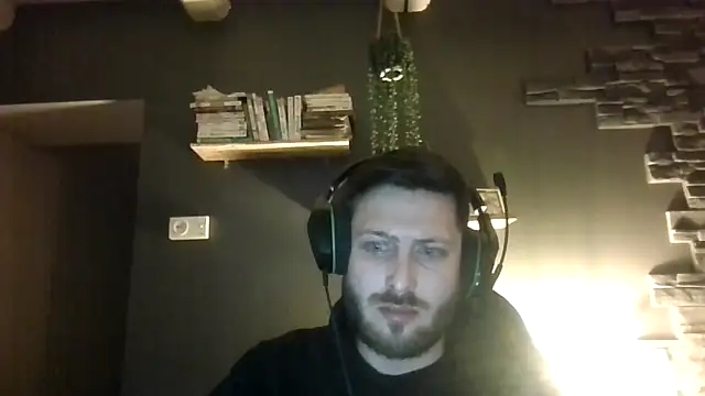 lololaland online show from February 8, 4:16 am