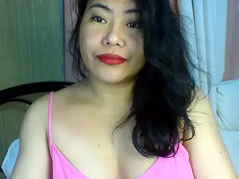 Snapshot of SexiestAries chatting on November 11, 2:50 pm SexiestAries online show from November 11, 2:50 pm