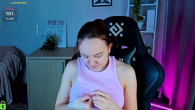 Fera1 Berry online show from November 14, 3:33 pm