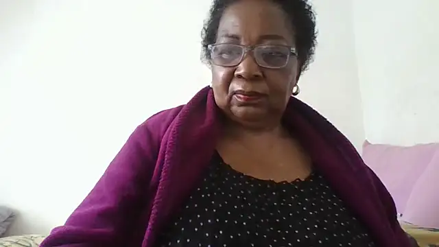 Snapshot of KinkyRicoSaisyours chatting on May 17, 12:34 pm KinkyRicoSaisyours online show from May 17, 12:34 pm