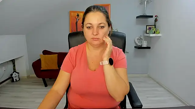 LollaGirl online show from October 14, 3:18 am