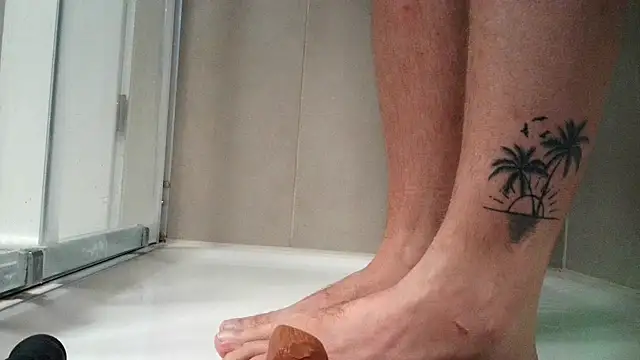 Snapshot of angelus112 chatting on October 8, 7:17 am angelus112 online show from October 8, 7:17 am