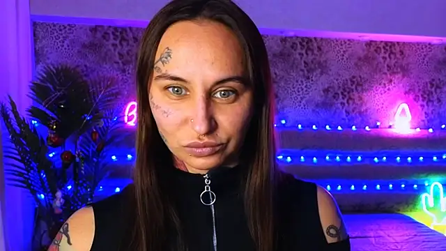 Cool Freak  online show from December 17, 10:01 am