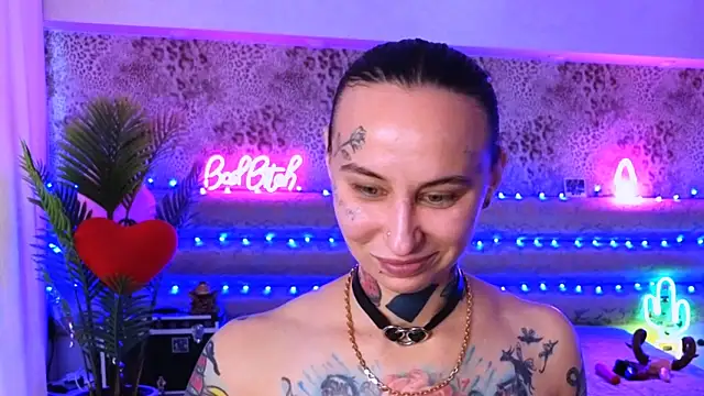 Cool Freak  online show from March 10, 10:15 am