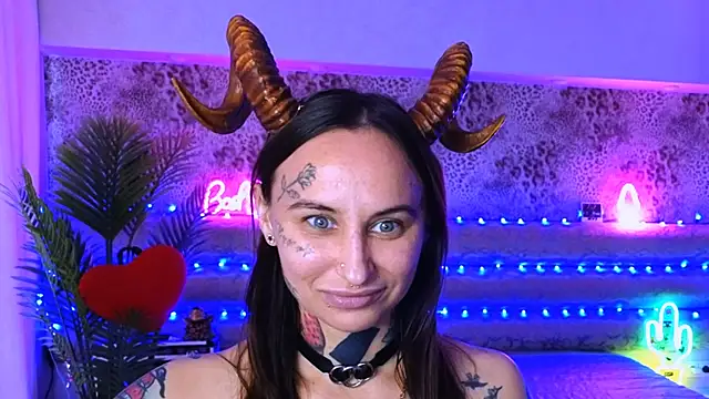 Cool Freak  online show from March 20, 8:42 am