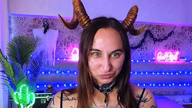 Cool Freak  online show from September 19, 10:27 am