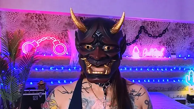 Cool Freak  online show from November 1, 10:06 am