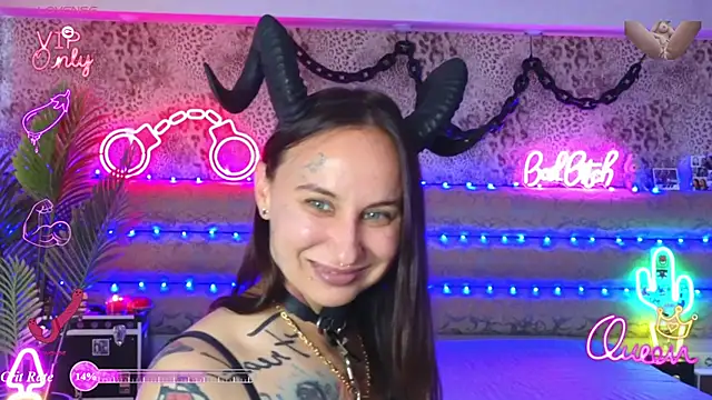Cool Freak  online show from June 20, 10:18 am