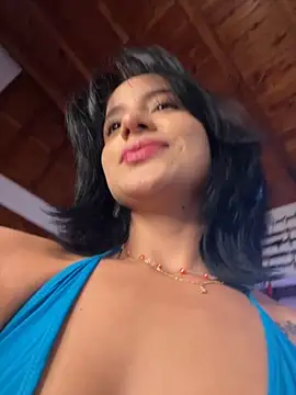 Snapshot of Ale_Lewis chatting on December 4, 10:07 pm Ale Lewis online show from December 4, 10:07 pm