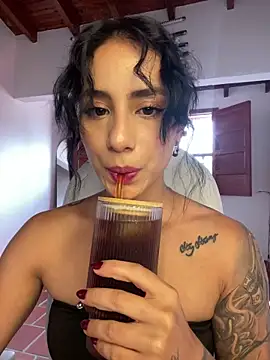 Ale Lewis online show from February 24, 9:02 pm