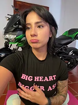 Ale Lewis online show from June 18, 7:07 pm