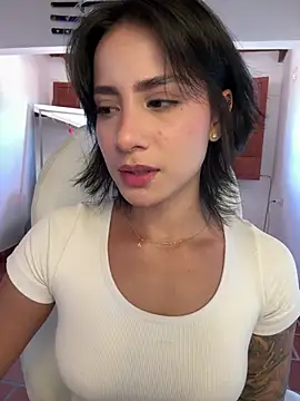 Ale Lewis online show from June 24, 7:02 pm