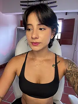 Ale Lewis online show from July 12, 7:05 pm