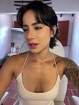 Ale Lewis online show from July 26, 7:10 pm