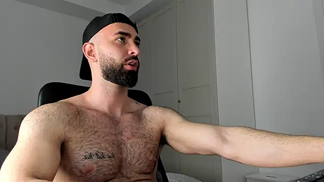 MichaelMasterss online show from March 31, 9:26 pm