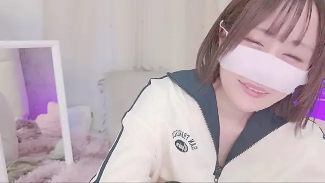 Snapshot of Yuu__k chatting on January 18, 5:15 pm Yuu  k online show from January 18, 5:15 pm